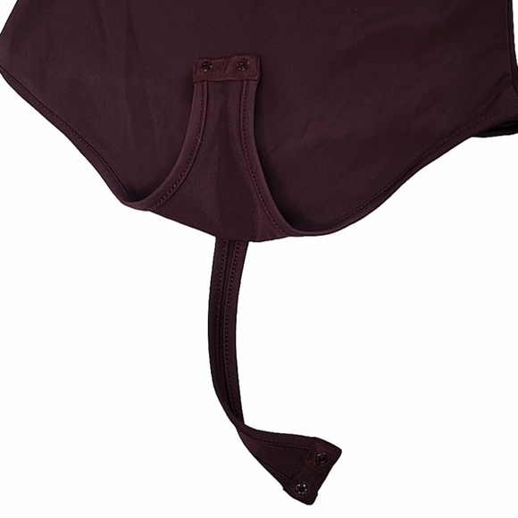 SOLD - NWT Commense Burgundy Short Sleeve Raw Crewneck Comfort Stretch Bodysuit - Picture 6 of 8